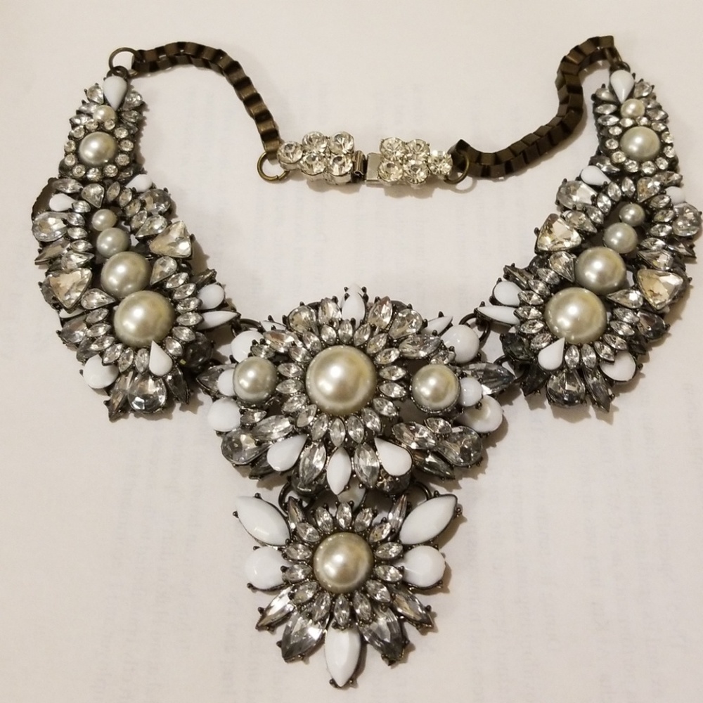 Necklace - Picture 3 of 8